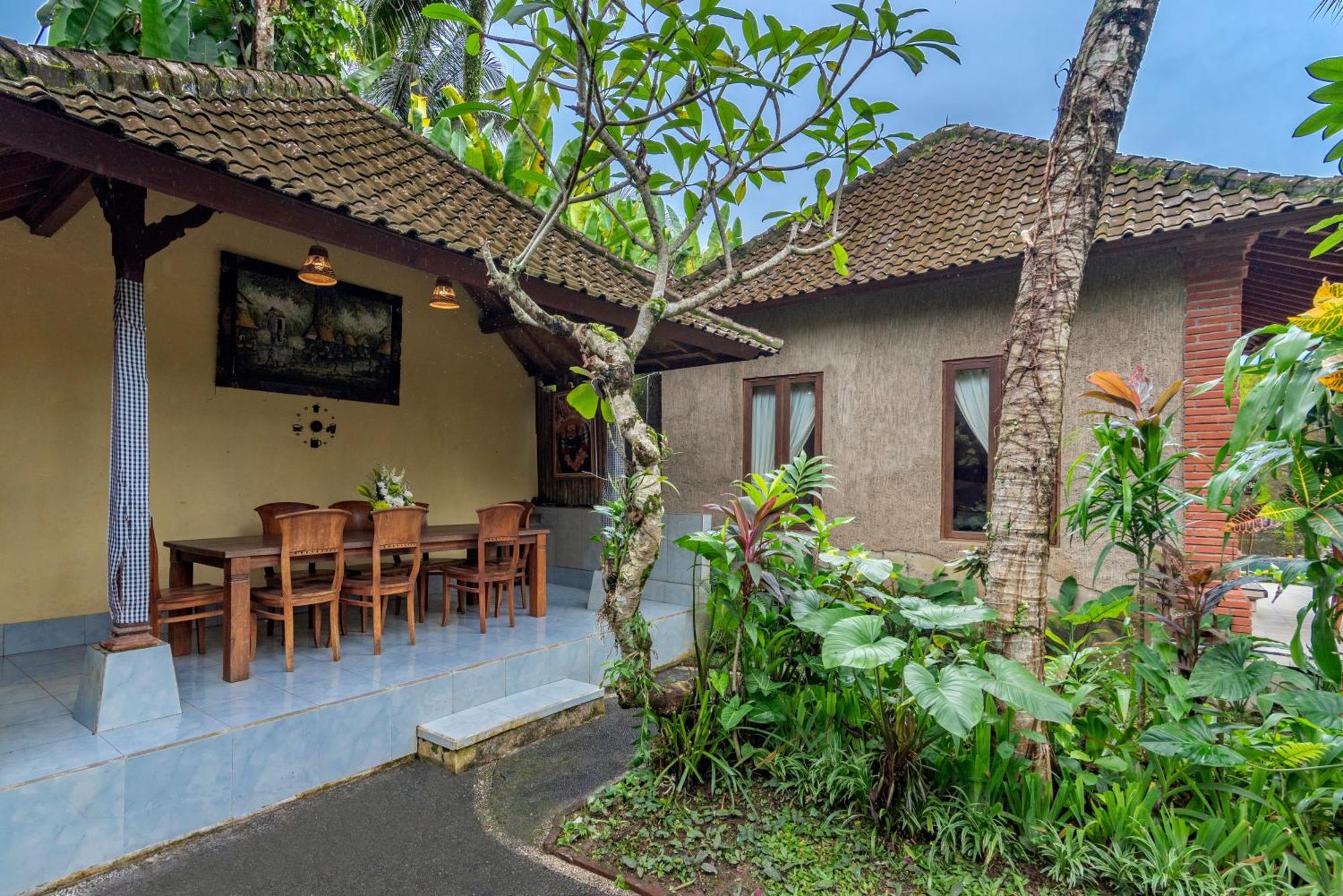 The Alus Cottage And Villa อูบุด ภายนอก รูปภาพ