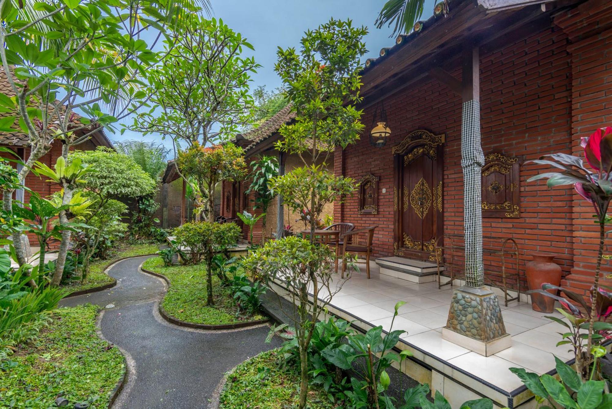 The Alus Cottage And Villa อูบุด ภายนอก รูปภาพ